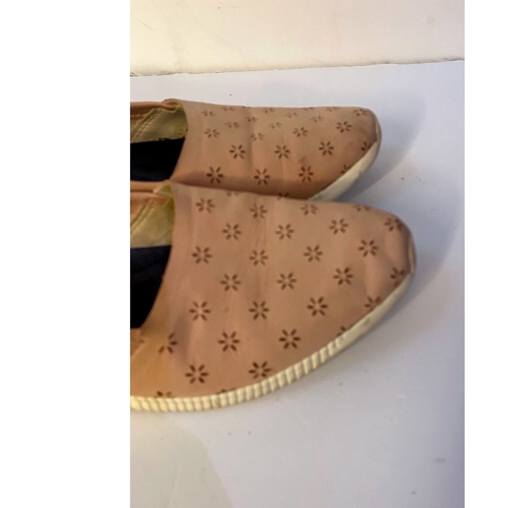Cole Haan Zerogrand Pink Leather Laser Cut Floral shoes Slip On Loafers Sz 8 - Picture 4 of 7
